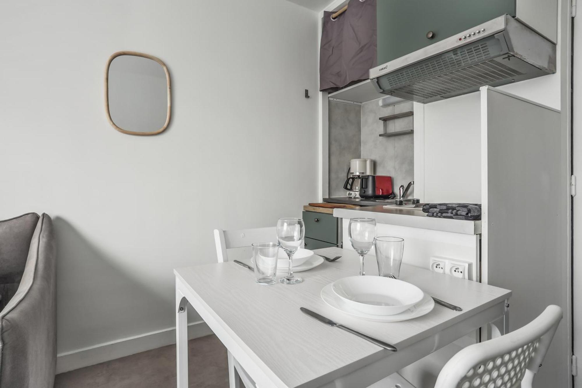 Comfortable Studio Dowtown Corbeil-Essonnes Bagian luar foto