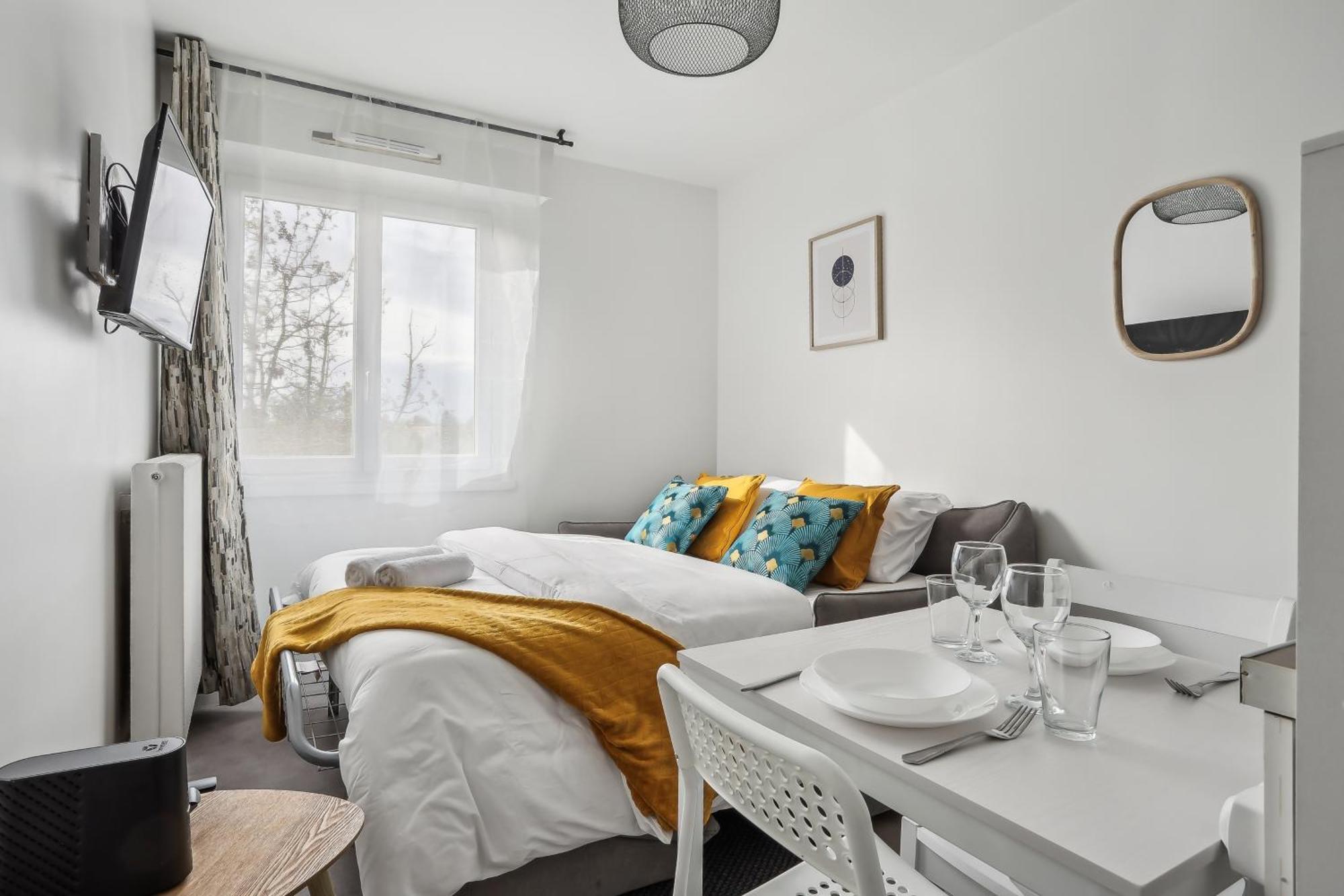 Comfortable Studio Dowtown Corbeil-Essonnes Bagian luar foto